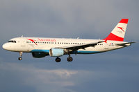 OE-LBQ @ LOWW - Austrian Airlines A320 - by Andreas Ranner