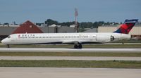 N954DN @ DTW - Delta MD-90