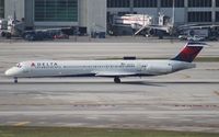 N957DL @ MIA - Delta MD-88