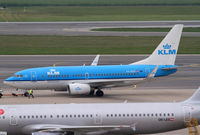 PH-BGP @ LOWW - KLM Boeing 737 - by Andreas Ranner