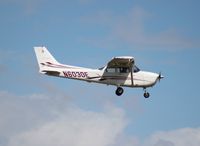 N6030E @ FXE - Cessna 172S