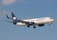 XA-AMK @ MIA - Aeromexico 737-800