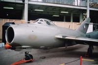 3911 - Czech-built Aero S-103 preserved in belgian Musée Royal de l'Armée. - by J-F GUEGUIN