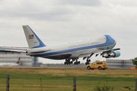 82-8000 @ EGSS - The President departs - by John Coates