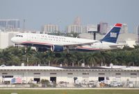 N112US @ FLL - US Airways A320 - by Florida Metal