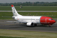 LN-KKO @ EDDL - Boeing 737-300 Norwegian - by Triple777