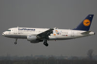 D-AILU @ EDDL - Airbus 319 Lufthansa