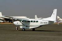 ZS-NON @ FAGM - Cessna 208 Caravan I [208-00036] Johannesburg-Rand~ZS 07/10/2003 - by Ray Barber