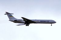 UR-86528 @ EGLL - Ilyushin Il-62M [4038111] (Ukraine Air Enterprise) Home~G 06/10/2008. On approach 27L. - by Ray Barber