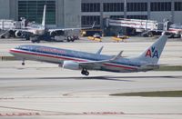 N833NN @ MIA - American 737-800 - by Florida Metal