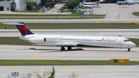 N907DE @ FLL - Delta MD-88