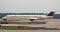 N914DE @ ATL - Delta MD-88