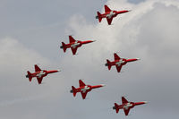 J-3081 @ EGVA - RIAT 2014,  F-5E Tiger II, Patrouille Suisse, climbing turn, runway 09 at EGVA.