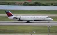 N8665A @ DTW - Delta Connection CRJ-200 - by Florida Metal