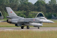 07-1006 @ ETNT - Turkey AF 07-1006 seen here on the runway - by Nicpix Aviation Press  Erik op den Dries