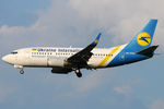 UR-GAW @ VIE - Ukraine International Airlines - by Chris Jilli