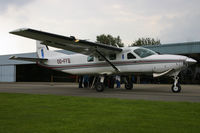 OO-FFB @ EBZW - Skydivers boarding OO-FFB...