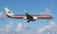N186AN @ MIA - American 757-200 - by Florida Metal