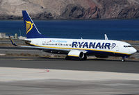 EI-EBH @ GCLP - Ryanair B737 - by Thomas Ranner