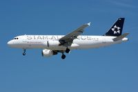 C-FDRH @ YVR - Now in Star Alliance colours - by metricbolt