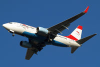 OE-LNO @ EGLL - Boeing 737-7Z9 [30419] (Austrian Airlines) Home~G 31/01/2011. On approach 27R. - by Ray Barber