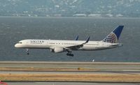 N510UA @ KSFO - Boeing 757-200