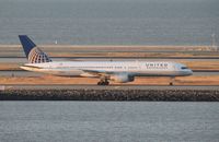 N547UA @ KSFO - Boeing 757-200