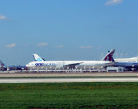 A7-BAB @ KORD - Taxi O'Hare - by Ronald Barker