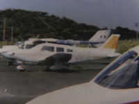 F-OGIX @ TFFR - Détruit le 16 septembre 1989 lors du passage de l'ouragan HUGO sur la Guadeloupe.
En arrière plan le F337G F-OGHK - by DELCROIX THIERRY