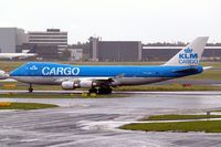 PH-CKC @ EHAM - Boeing 747-406ERF [33696] (KLM Cargo) Amsterdam-Schiphol~PH 10/08/2006 - by Ray Barber