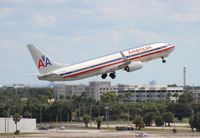 N892NN @ TPA - American 737-800 - by Florida Metal