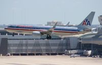 N941AN @ MIA - American 737-800 - by Florida Metal