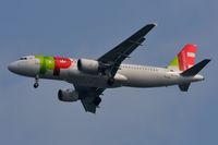 CS-TNJ @ EGKK - TAP A320 - by FerryPNL