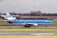 PH-KCD @ EHAM - McDonnell-Douglas MD-11 [48558] (KLM Royal Dutch Airlines) Amsterdam-Schiphol~PH 10/08/2006 - by Ray Barber