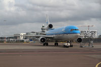 PH-KCB @ EHAM - KLM MD11 - by Thomas Ranner