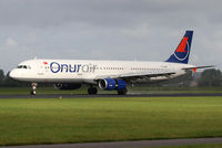 TC-OBF @ EHAM - Onur Air A321 - by Thomas Ranner