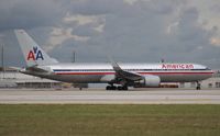 N390AA @ MIA - American 767-300 - by Florida Metal