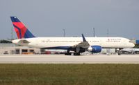 N686DA @ MIA - Delta 757-200 - by Florida Metal