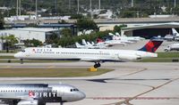 N929DL @ FLL - Delta MD-88 - by Florida Metal