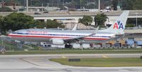 N945AN @ FLL - American 737-800 - by Florida Metal