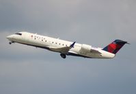 N8877A @ DTW - Delta Connection CRJ-200 - by Florida Metal