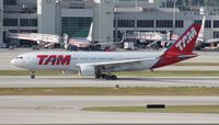 PT-MVP @ MIA - TAM A330-300 - by Florida Metal