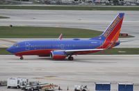 N243WN @ FLL - Southwest 737-700 - by Florida Metal