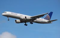 N575UA @ MCO - United 757-200 - by Florida Metal