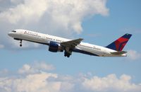 N696DL @ DTW - Delta 757-200