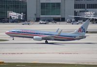 N832NN @ MIA - American 737-800 - by Florida Metal