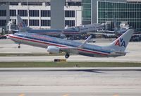 N833NN @ MIA - American 737-800 - by Florida Metal