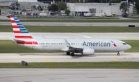 N970AN @ FLL - American 737-800 - by Florida Metal
