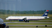 N565UW @ KCLT - Taxi CLT - by Ronald Barker