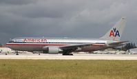 N338AA @ MIA - American 767-200 - by Florida Metal
